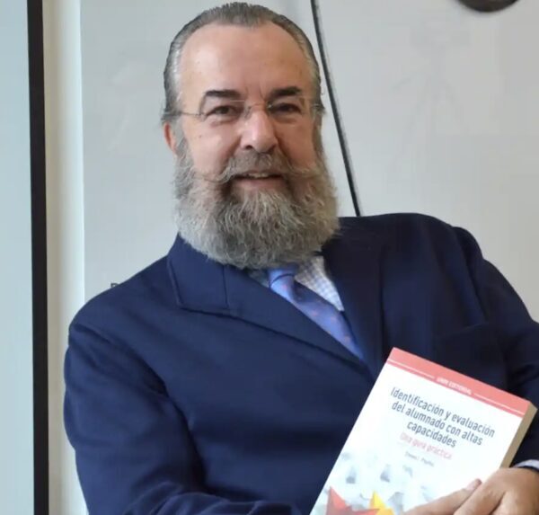 Javier Tourón